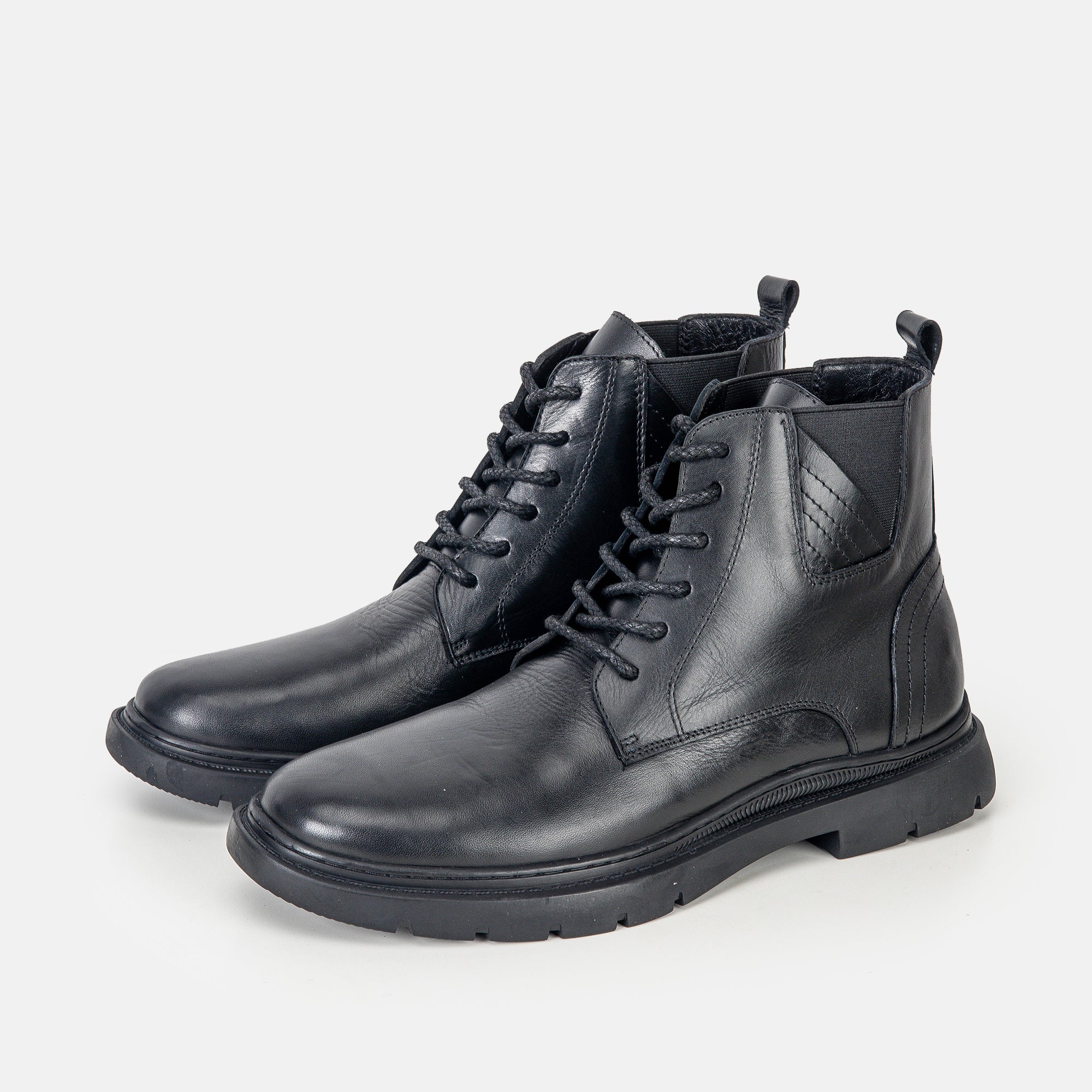 Volzak 3078 Black Leather Ankle Boot