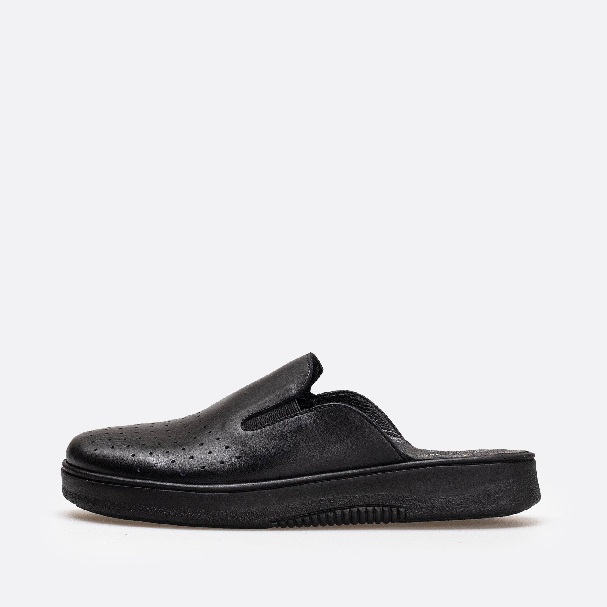 Volzak 5400 Black Leather Clog