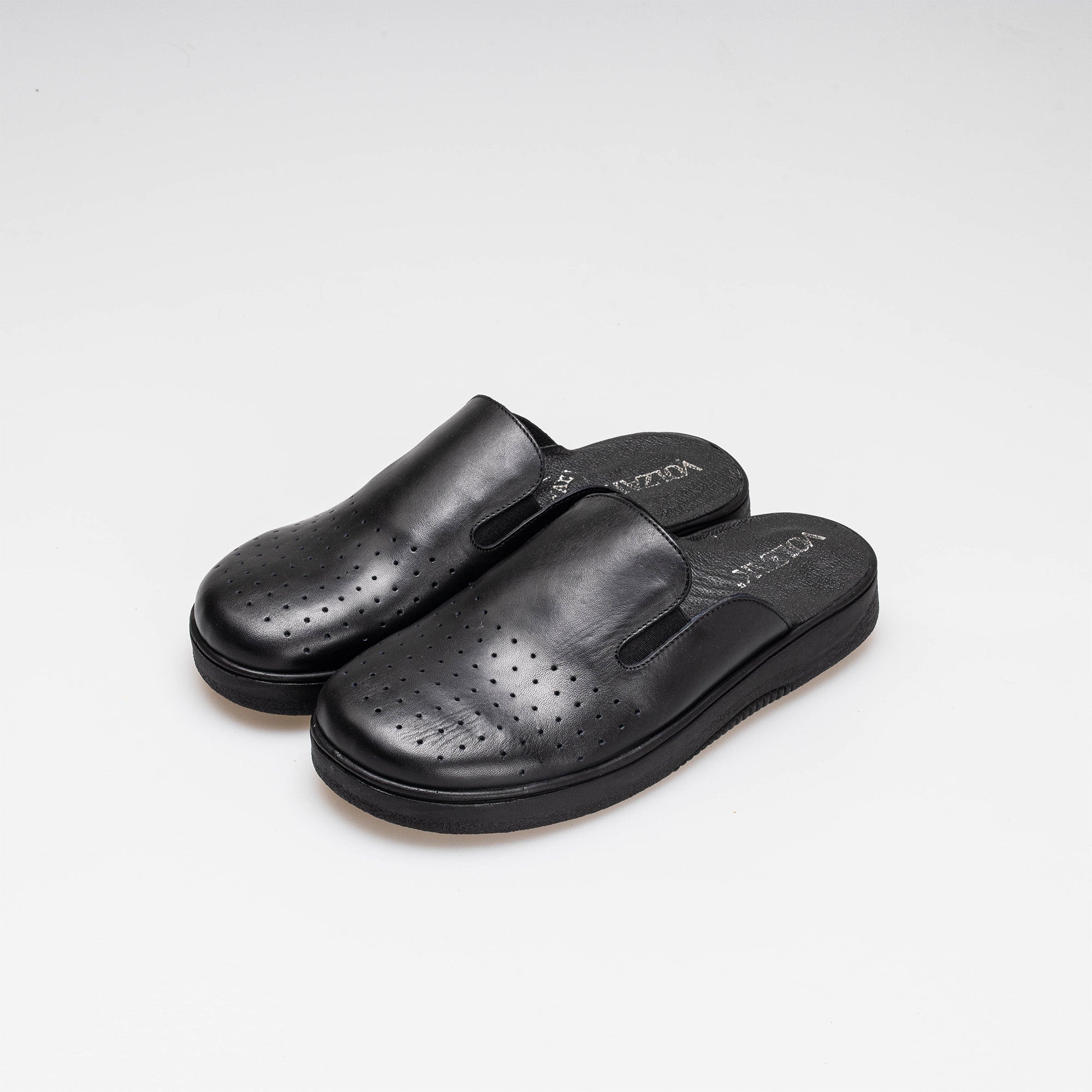 Volzak 5400 Black Leather Clog