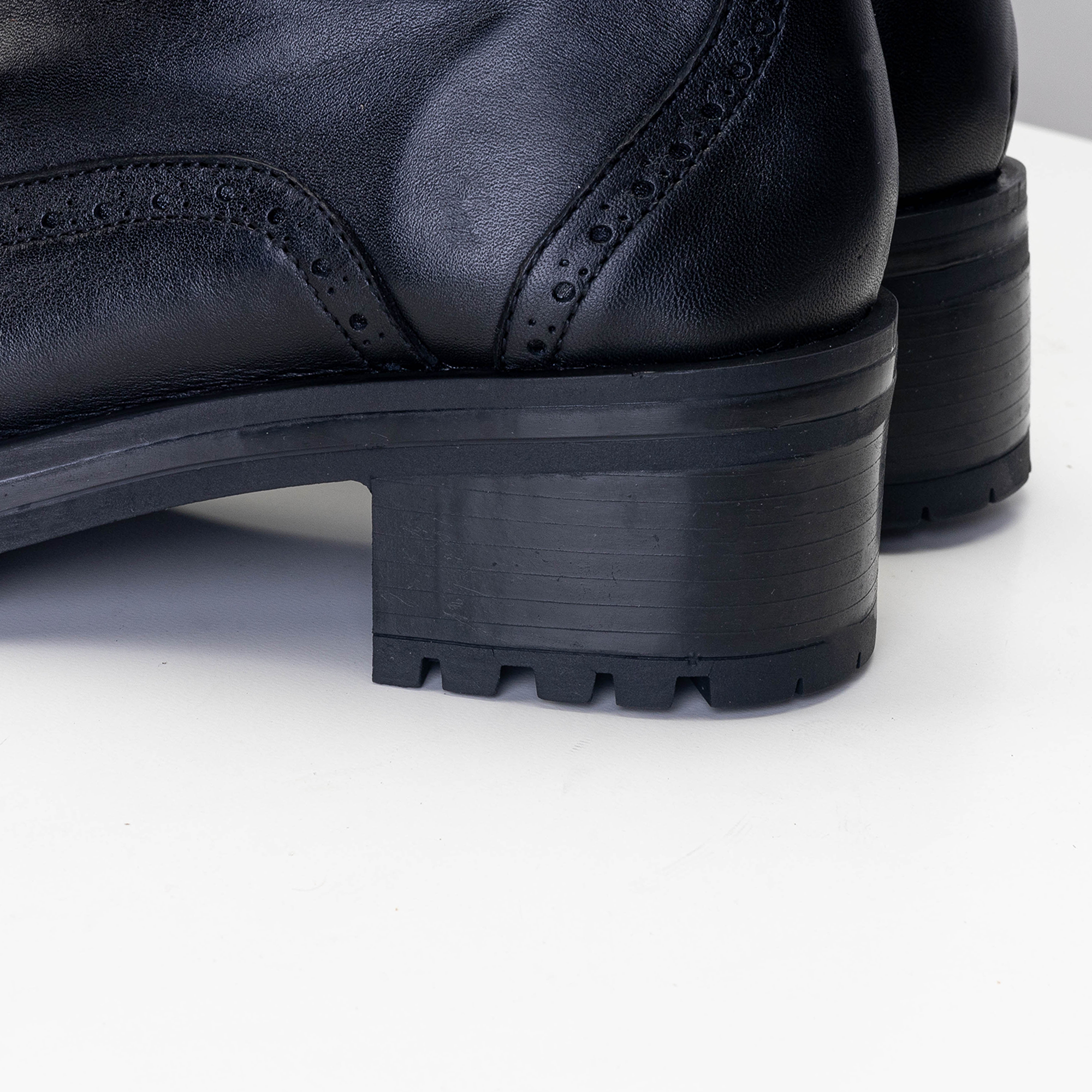 Volzak 2809 Chaussure en cuir Noir