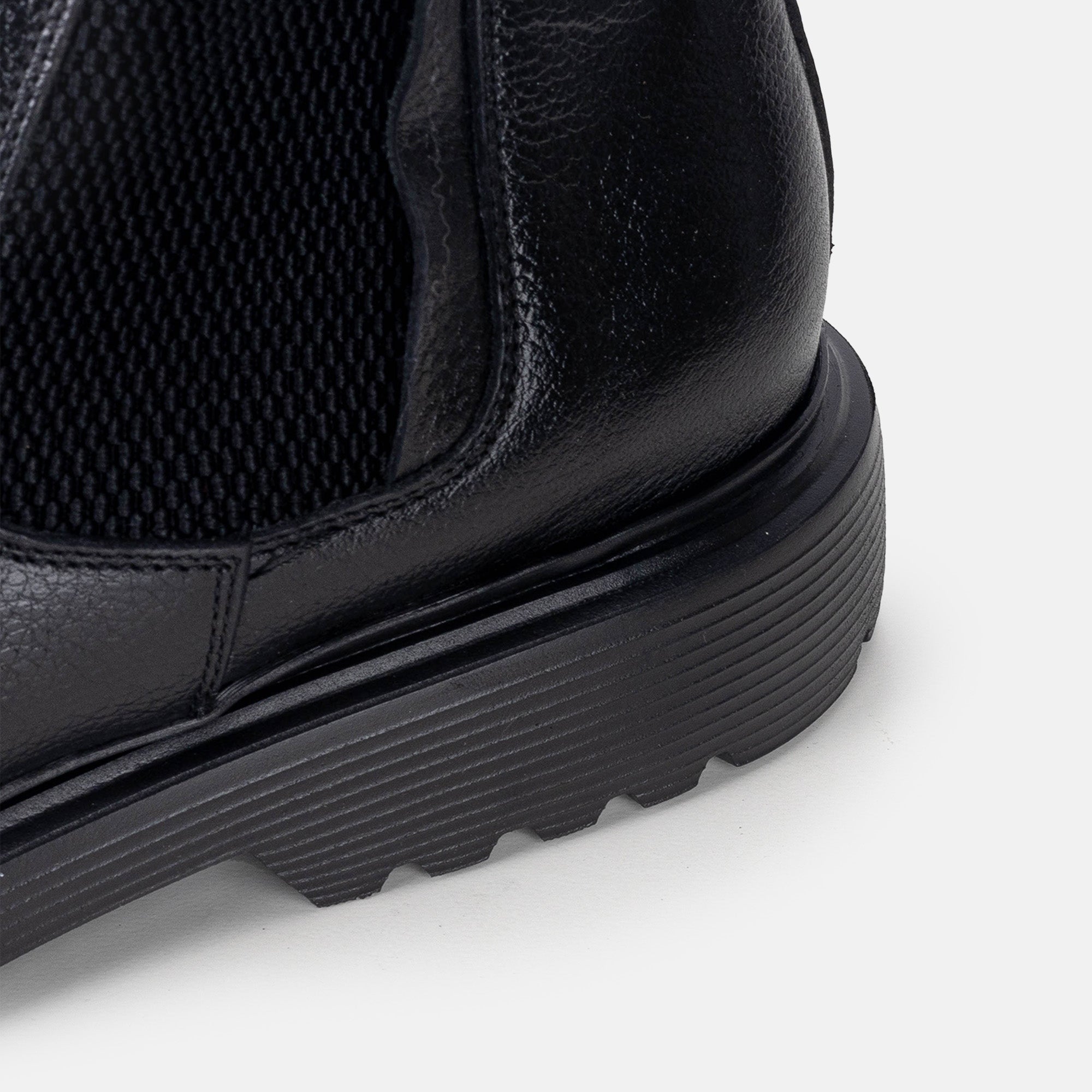 Volzak 5315 Black Grained Leather Ankle Boot
