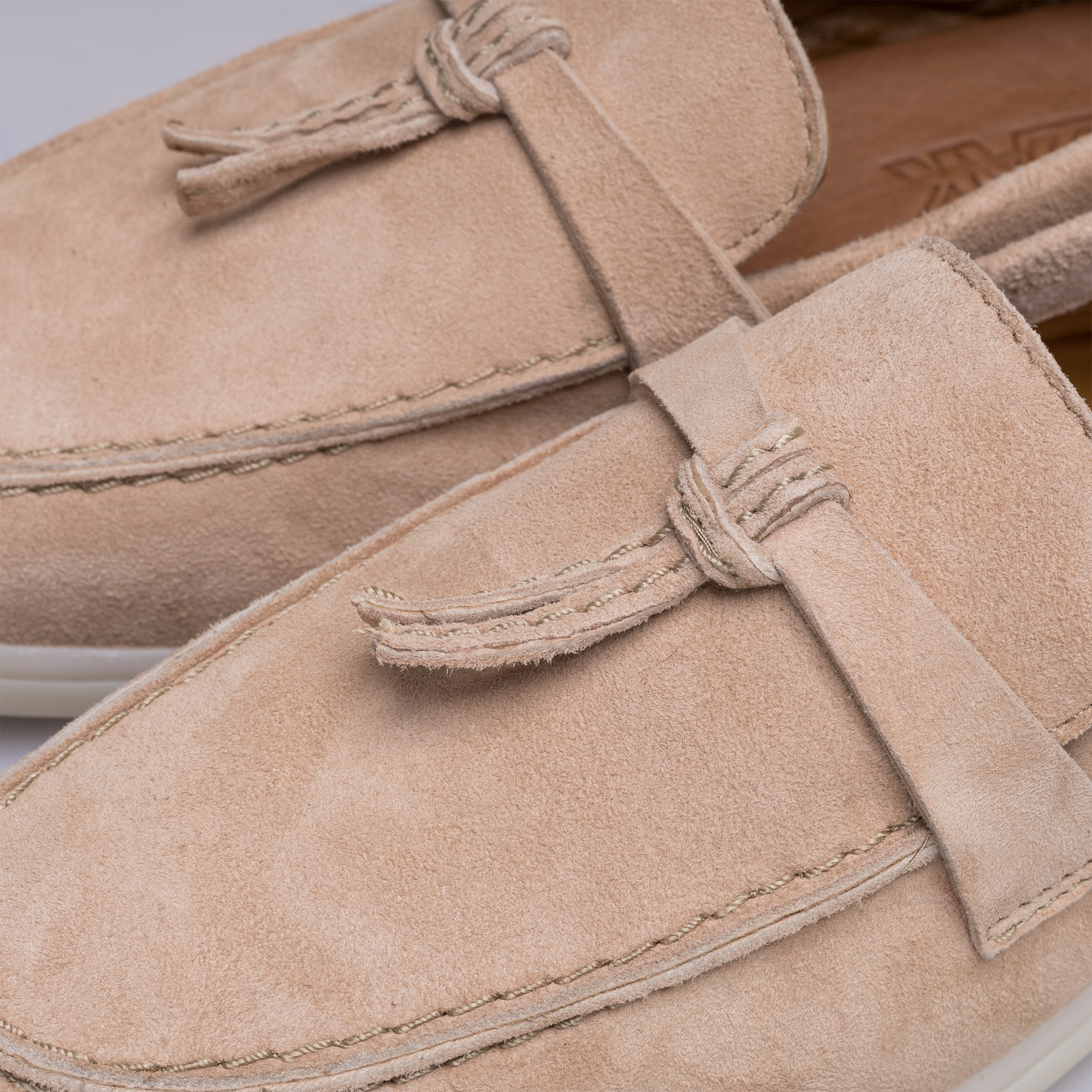 Volzak 1007 Beige Suede Shoe