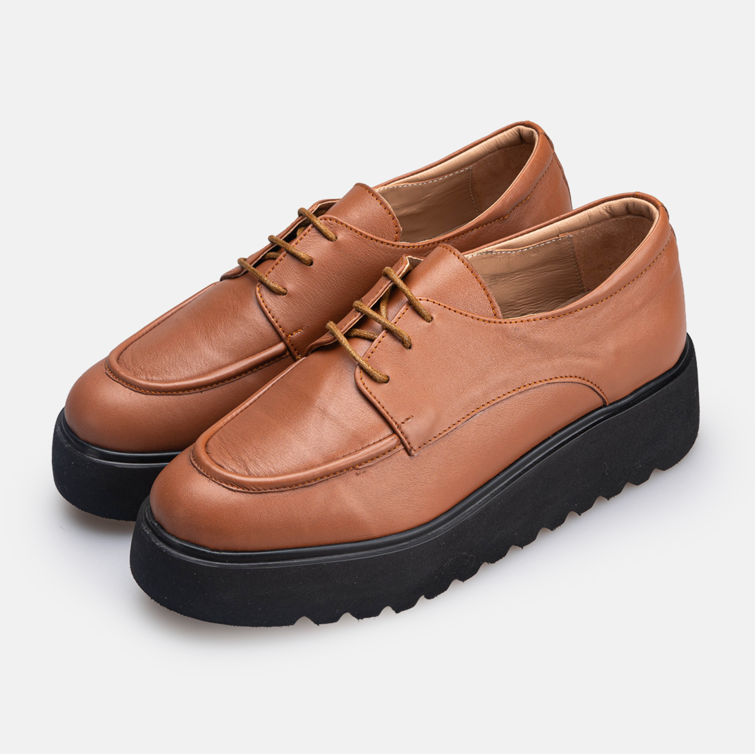 Volzak 4027 Chaussure en cuir Camel