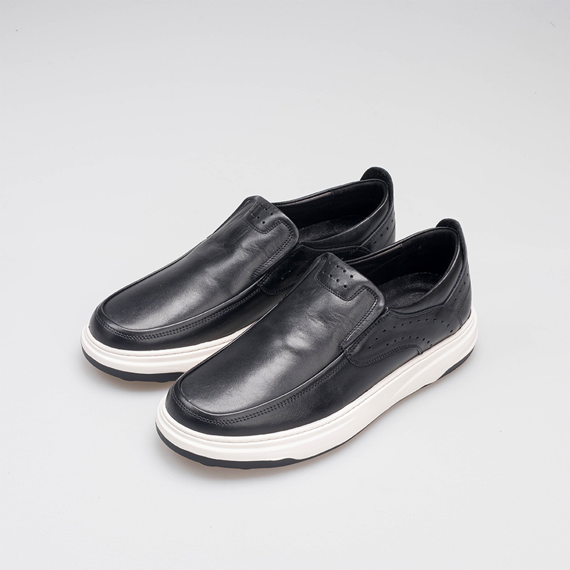 Volzak 3072 leather sneaker Black